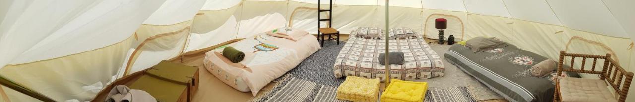 Camping La Petite Houmee Curzay-sur-Vonne Extérieur photo