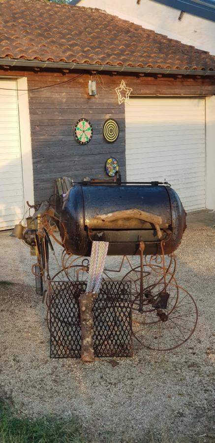 Camping La Petite Houmee Curzay-sur-Vonne Extérieur photo
